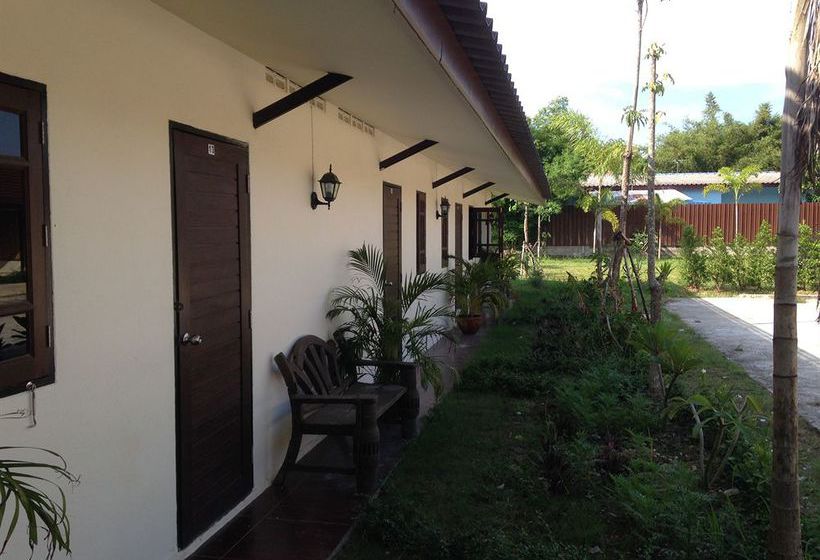 Hotel 3 Bees Resort 2