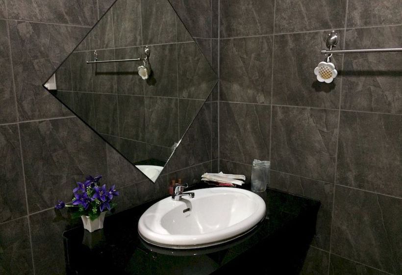 Hotel Phuket Airport Villa 3