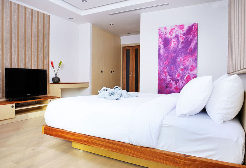 Hotel Beachfront Phuket 7