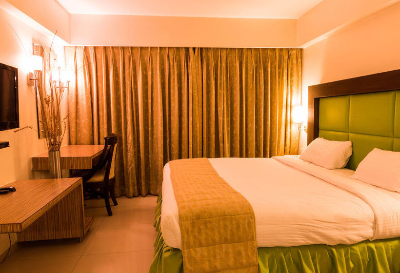 Hotel Oyo Premium Navi Mumbai Palm Beach Road Maharashtra