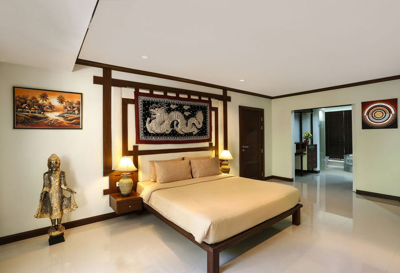 Karon View Royal Lotus 19