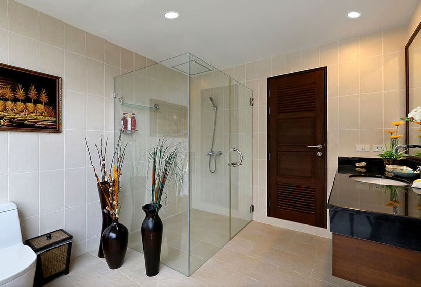 Karon View Royal Lotus 5