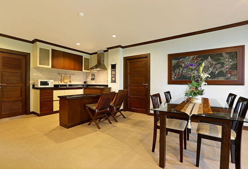 Karon View Royal Lotus 9