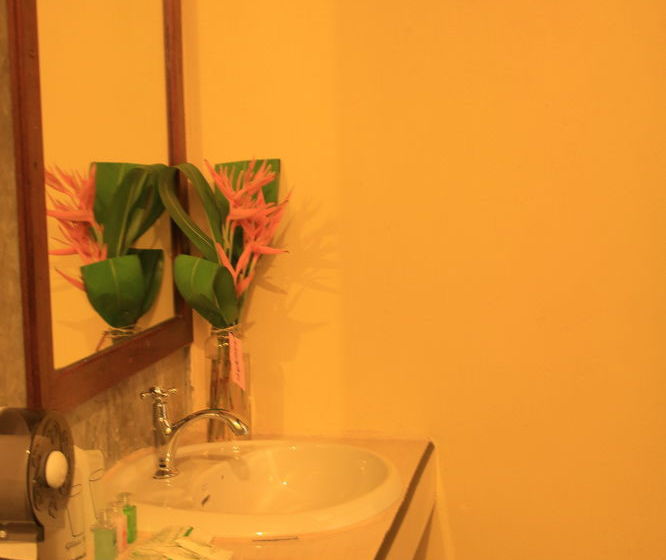 Hotel The Noi Guesthouse Koh Lipe 18