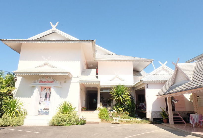 Hotel Wiang Phumin 11