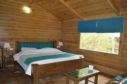 Hotel Welcomheritage Lha-ri-sa Resort 9