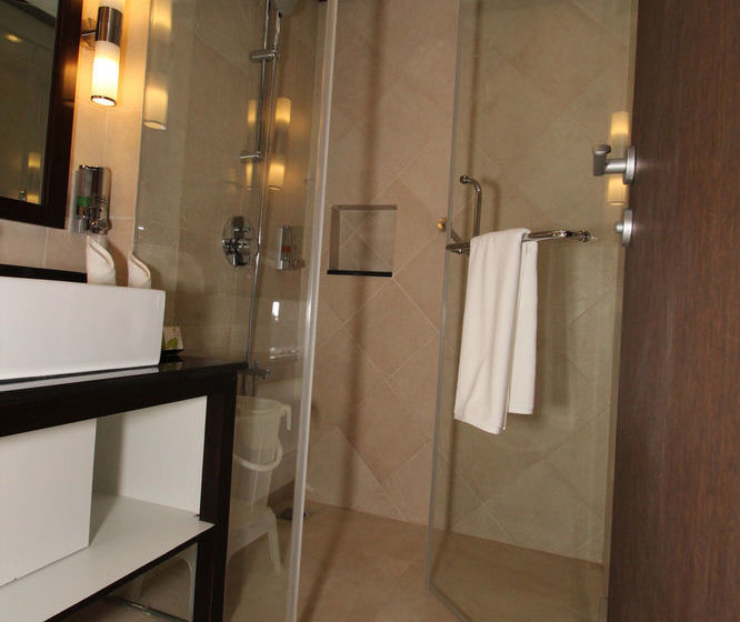 Hotel Club Mahindra Mount Serene 9