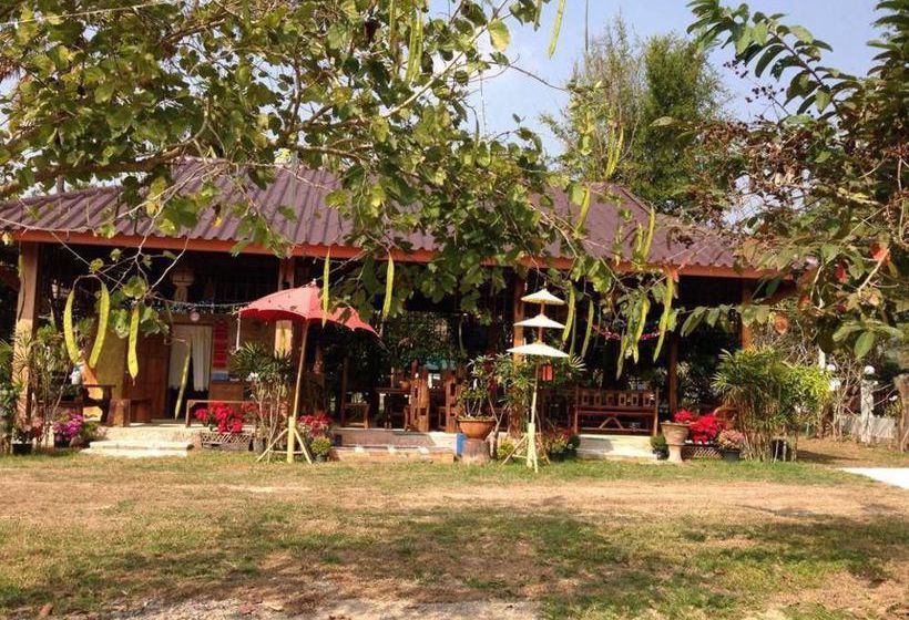 Pensión Baan Chaiwong Resort
