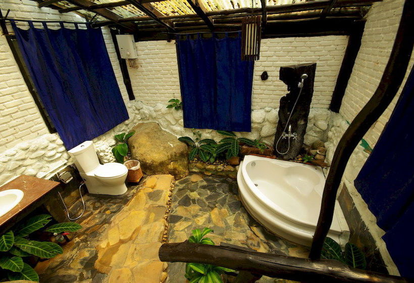 Hotel Tharnthong Lodges Mae On