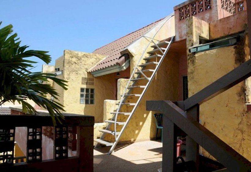 Hotel Casa Brazil Homestay & Gallery Karon Beach Phuket