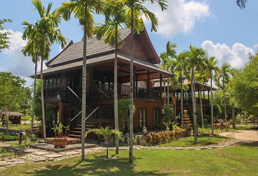 Hotel Thailife Homestay Resort & Spa 10