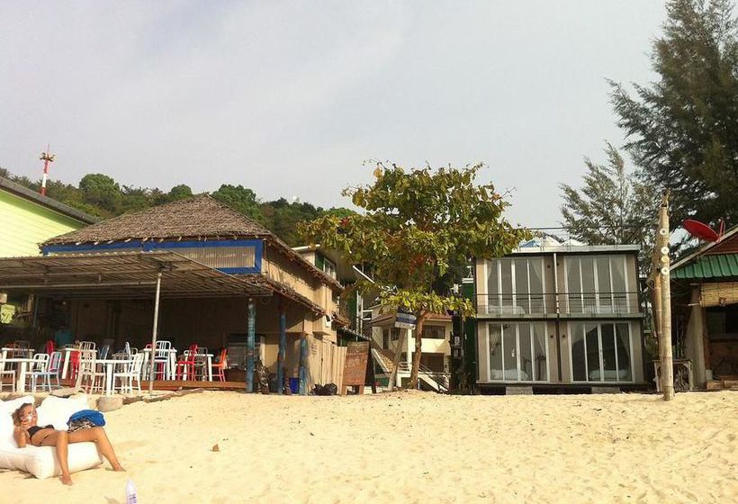 Hotel The Beacha Club 1