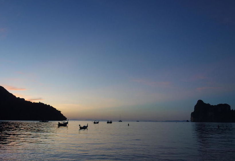 Hotel The Beacha Club 9