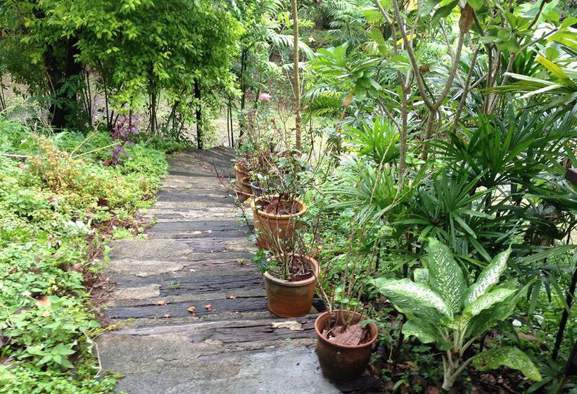 Hotel La Bhu Salah 13