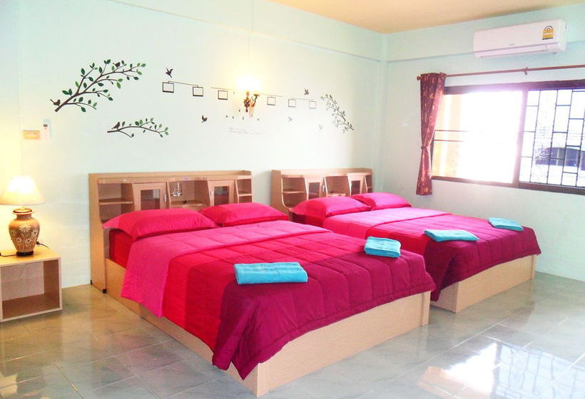 Hotel Baan Nisarine 19