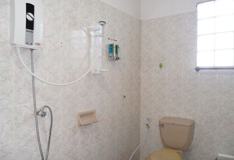 Hotel Baan Nisarine 4