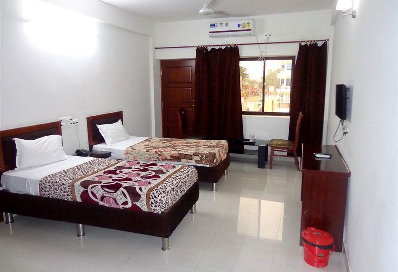 Hotel R. K. Palace 12