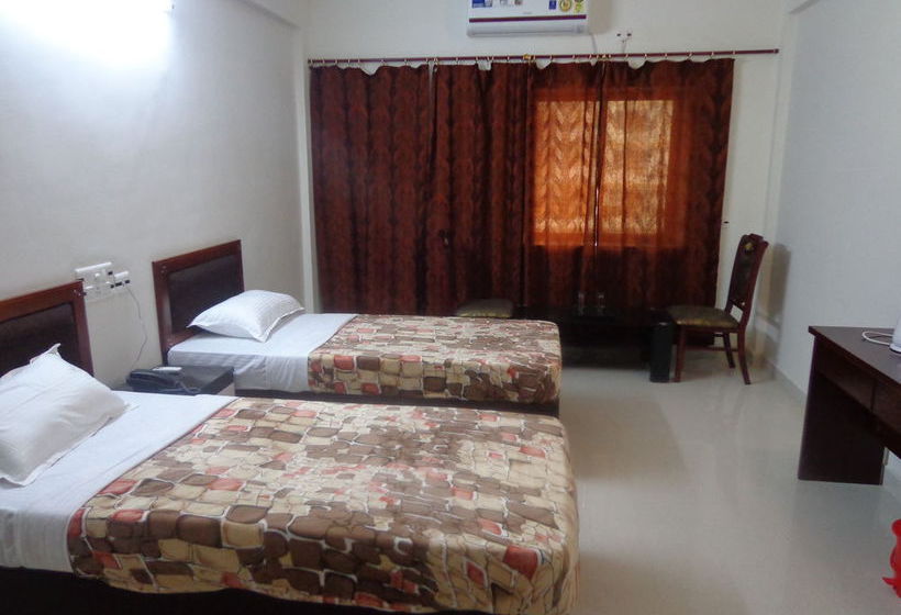 Hotel R. K. Palace 15