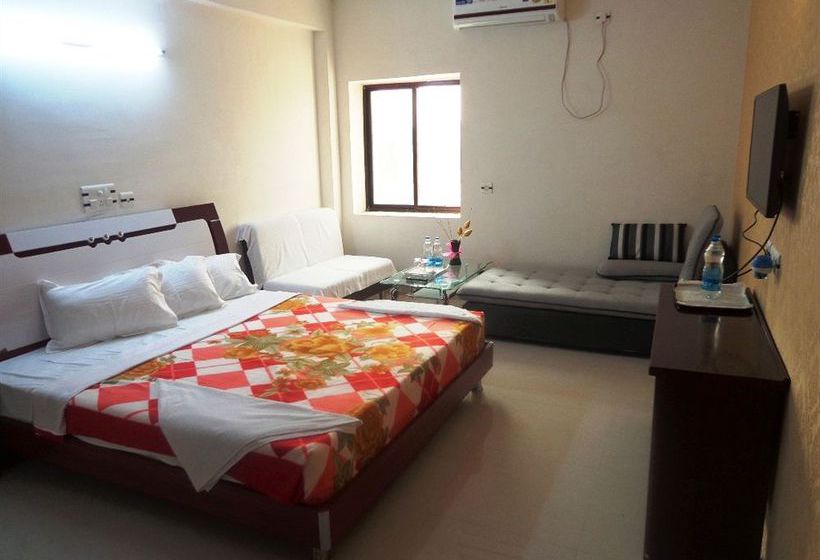 Hotel R. K. Palace 2