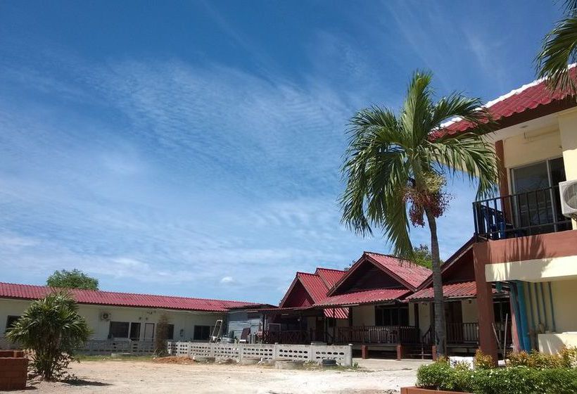 Hotel Baan Kaew Ruen Khwan 1