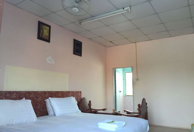 Hotel Baan Kaew Ruen Khwan 14