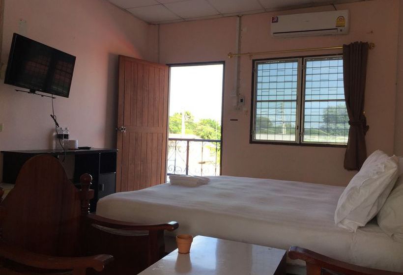 Hotel Baan Kaew Ruen Khwan 16