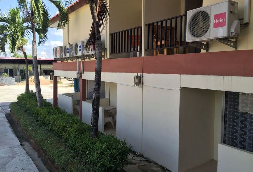 Hotel Baan Kaew Ruen Khwan 18