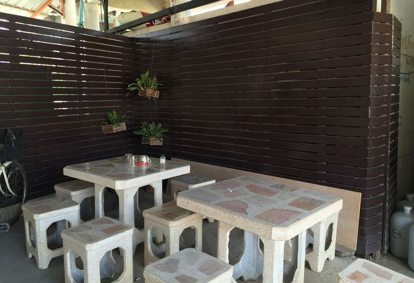 Hotel Baan Kaew Ruen Khwan 20