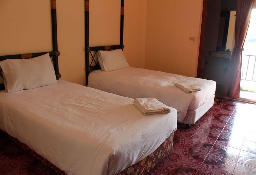 Hotel Baan Kaew Ruen Khwan 4