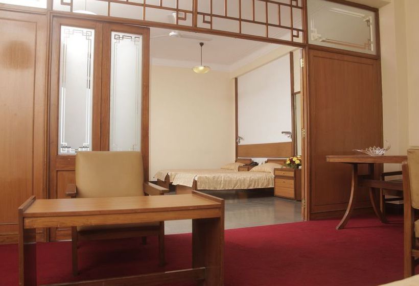 Sea Green South Hotel 17