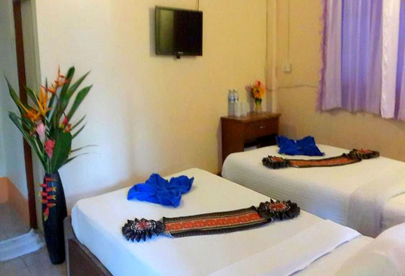 Pensão Tree Top River Huts 14