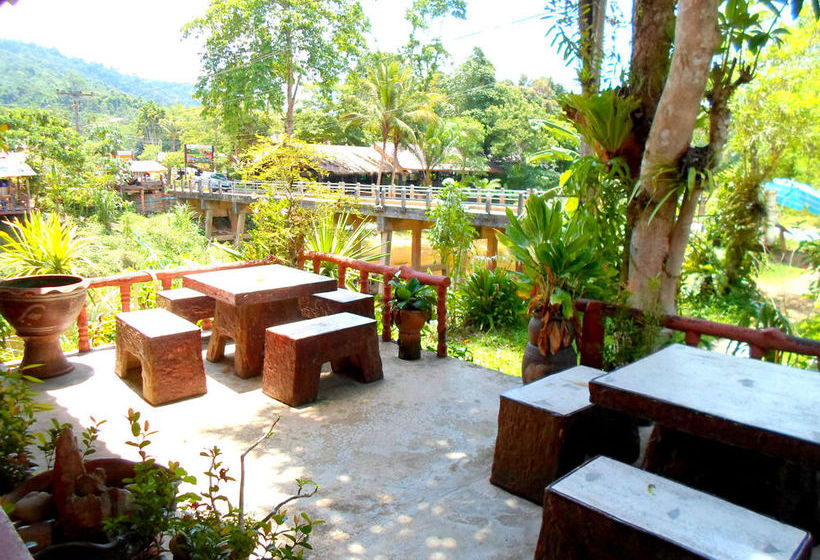 Hotel Baan Rimnam Resort Khao Sok 19