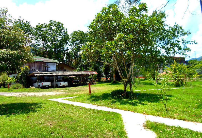 Hotel Baan Rimnam Resort Khao Sok 9