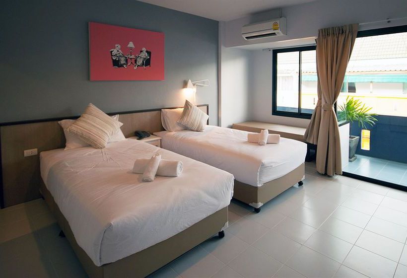 Hotel Chalong Sea Breeze 11
