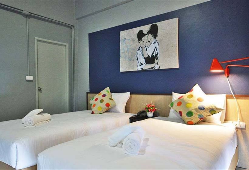 Hotel Chalong Sea Breeze 8