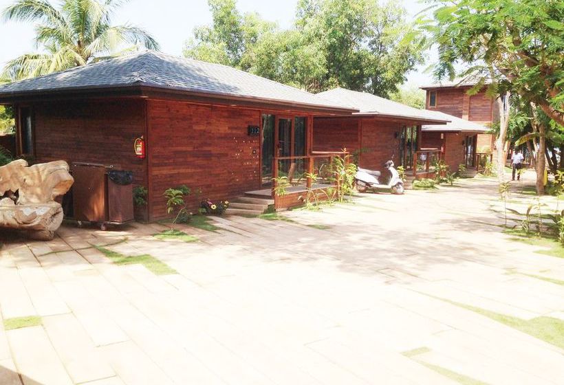 The Baga Beach Resort 19