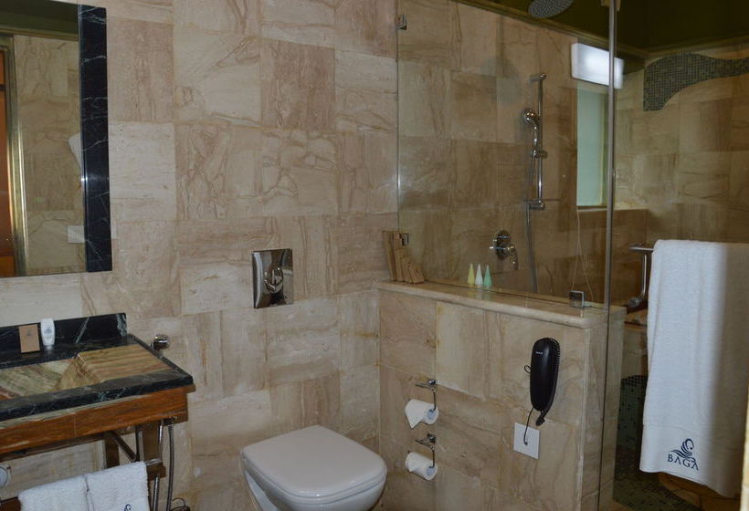 The Baga Beach Resort 2