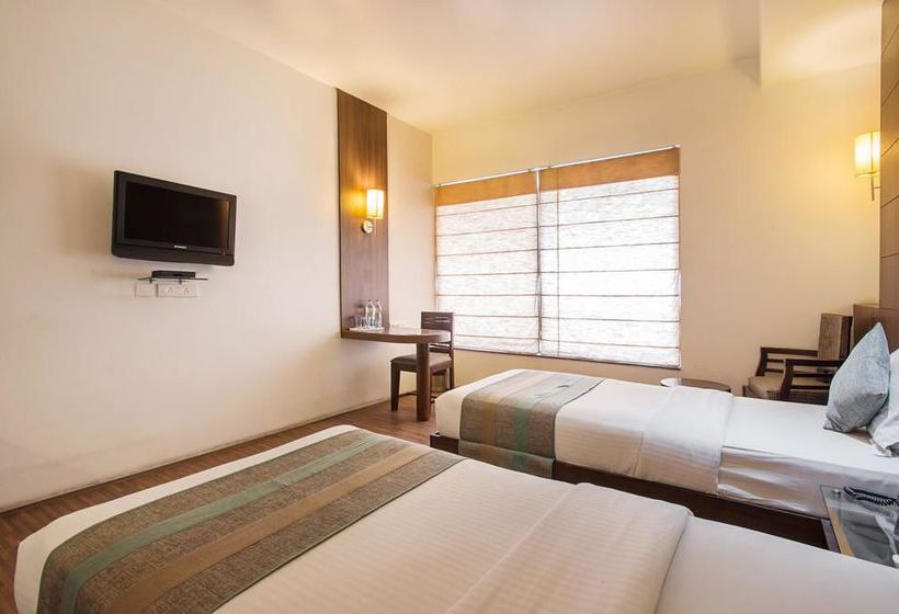 Hotel Oyo Premium World Trade Park 1