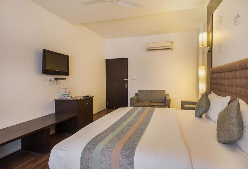 Hotel Oyo Premium World Trade Park 19