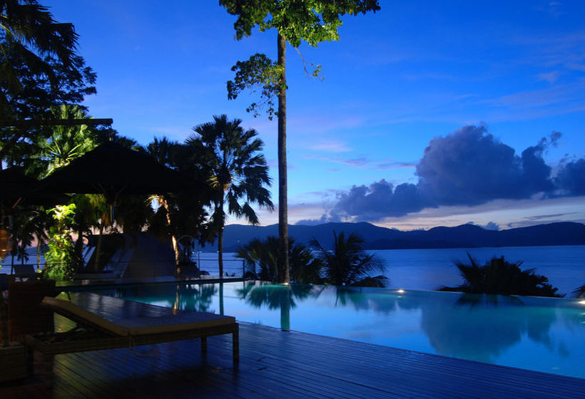 Hotel The Bluesky Resort @ Ranong 9