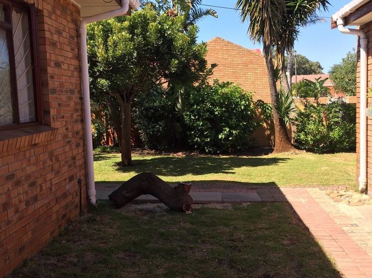 Pension One One Guest House 13