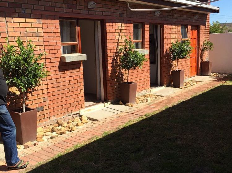 Pension One One Guest House 14