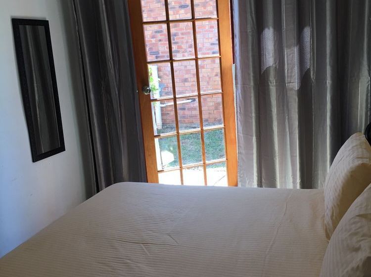 Pension One One Guest House 4