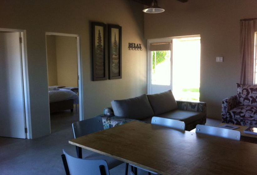 Saronsberg Vineyard Cottages 11