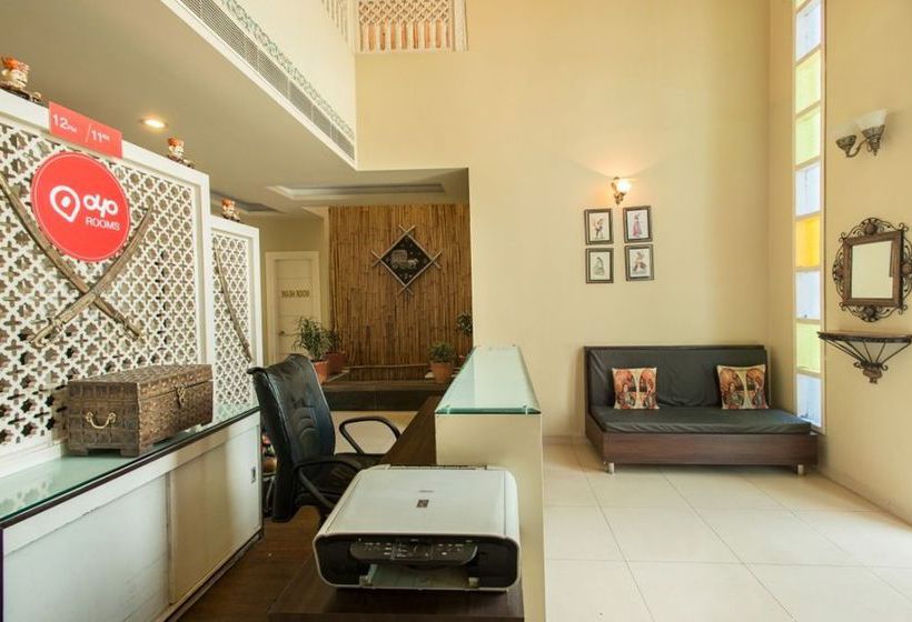 Hotel Oyo Rooms Aatish Market 14