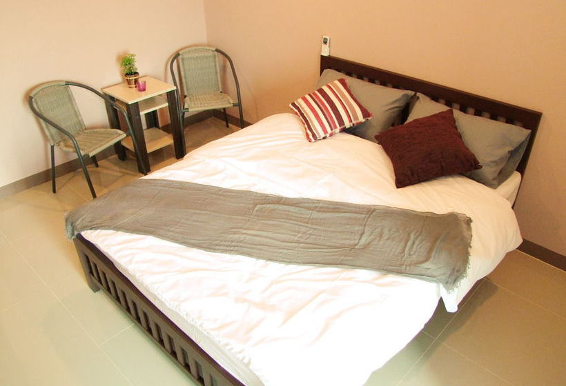 Hotel At Ease Residence Suvarnabhumi 3