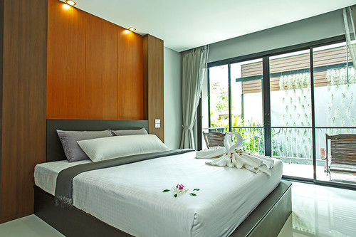 The Breeze Lipe Resort 4