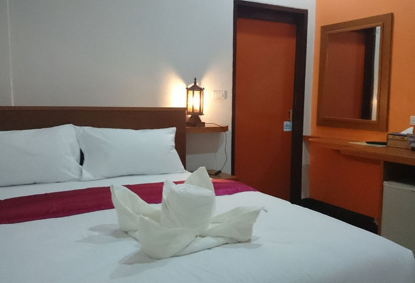 Hotel First And Frang Surat Thani