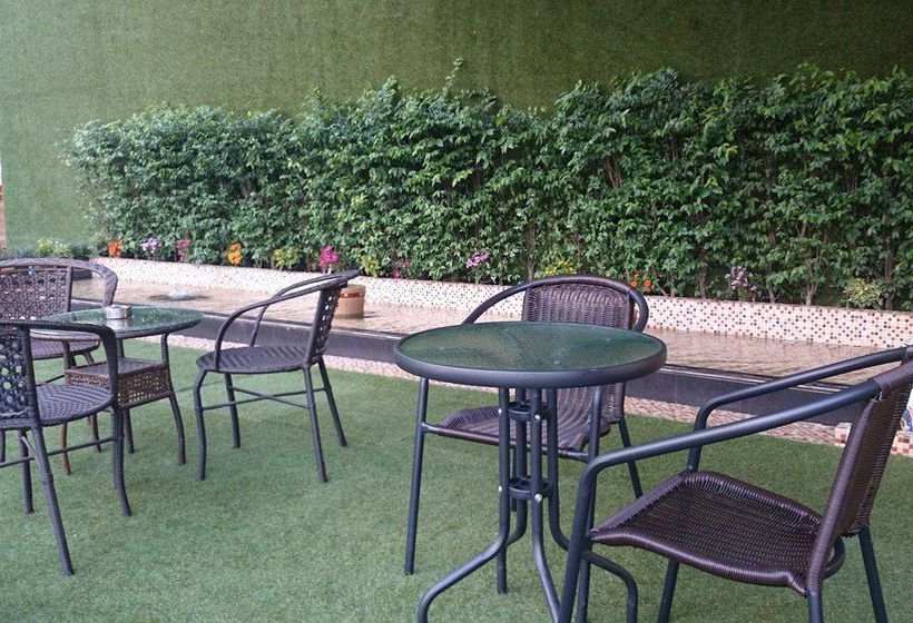 Hotel First And Frang 18