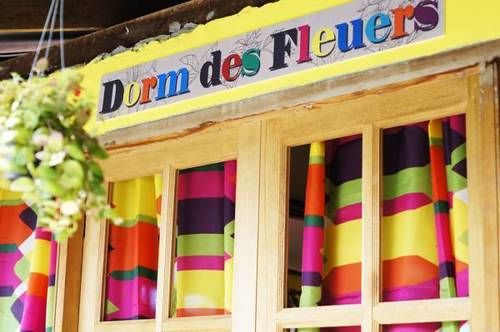 Dorm Des Fleurs Hostel 1